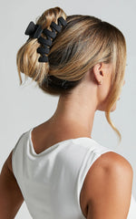Kristi Hair Clip in Black