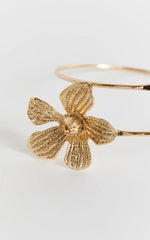 Hadid Cuff - Flower Arm Cuff in Gold