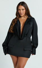 Haidy Skort - Mid Waisted Tailored Mini Skort in Black