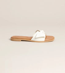 Sun Plans Bow Flat Sandals