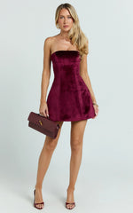 Cartia Mini Dress - Velvet Strapless Fit And Flare Dress in Wine