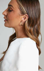 Pheba Earrings in Gold