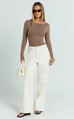 Tisdale Top - Boat Neck Long Sleeve Top in Mushroom