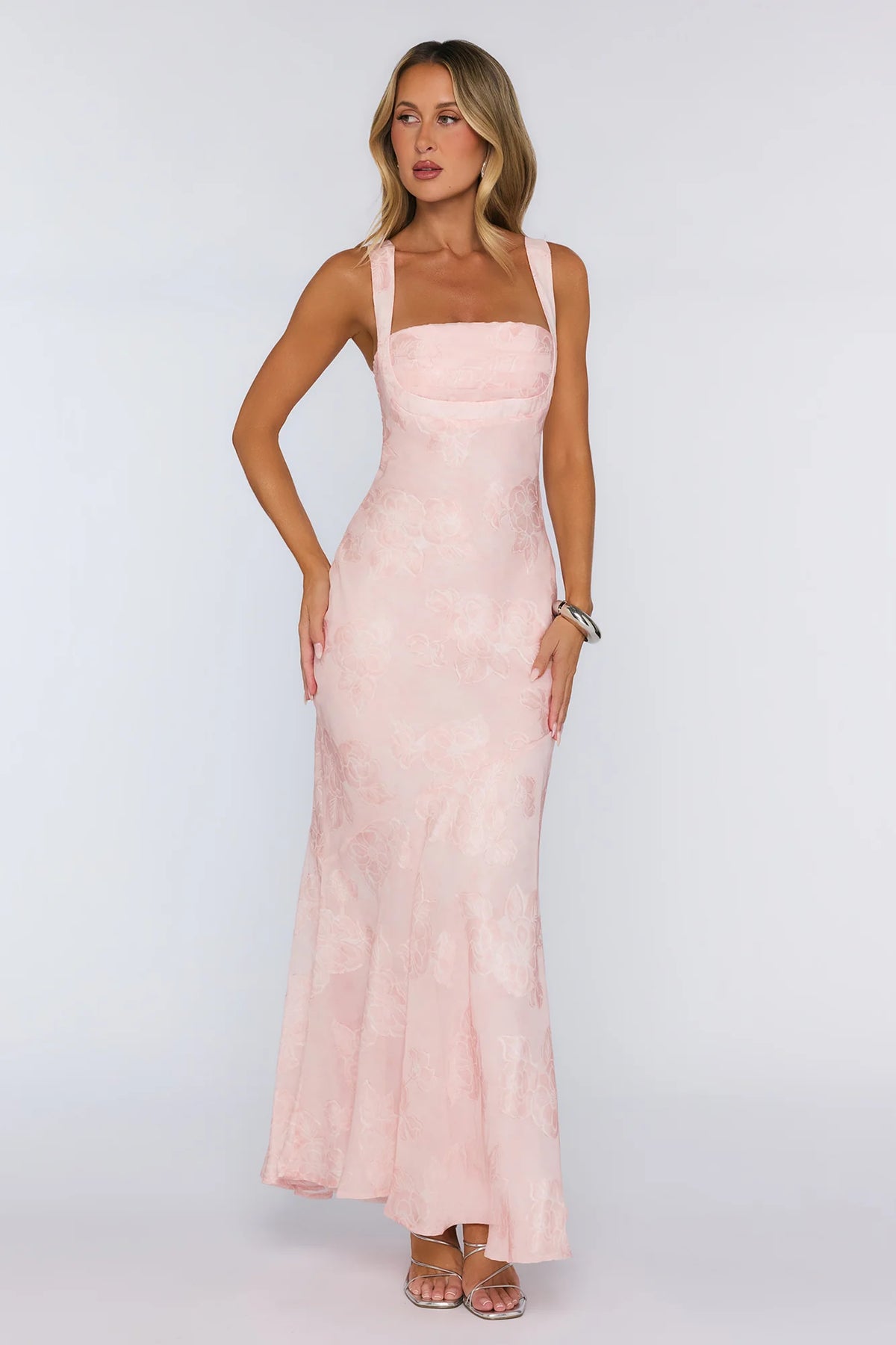 Sweetest Muse Textured Floral Fit To Flowy Maxi Dress Pink