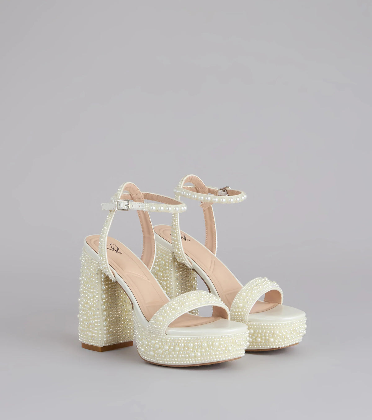 Here Comes The Glow Pearl Heels