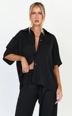 Robyn Shirt - Button Front Short Sleeve Shirt in Black