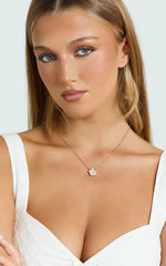 Britt Clover Pendant Necklace in Gold/White